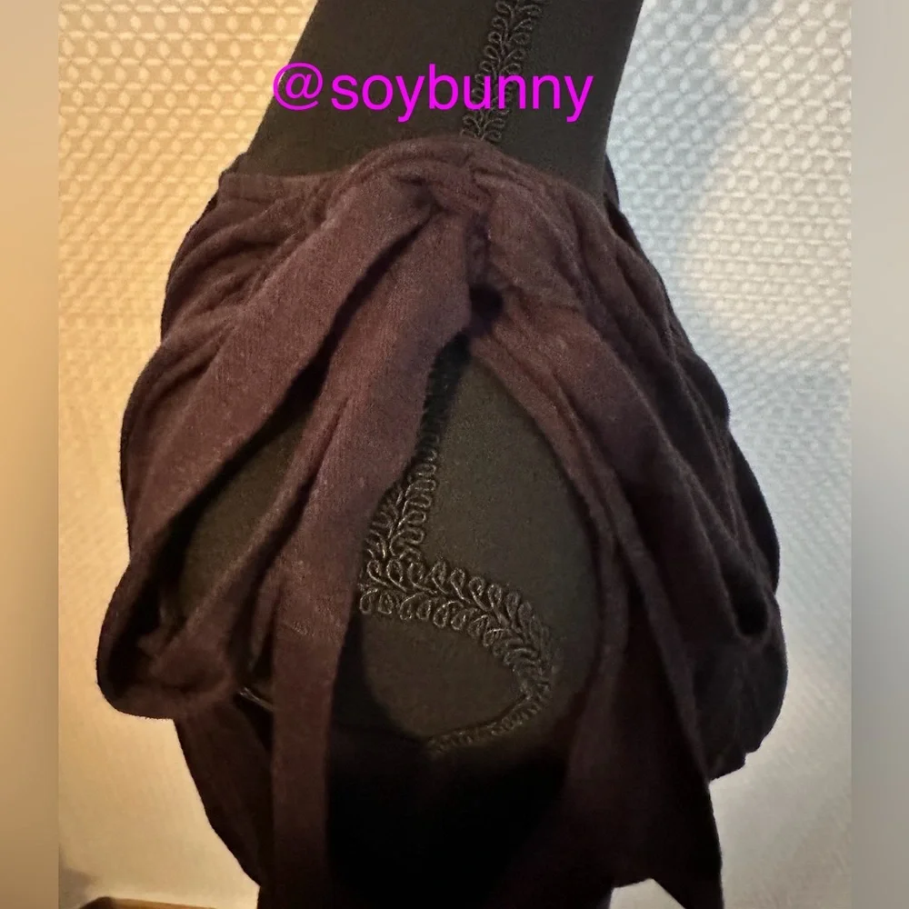 🐰 NWT Free People Paola Top (Black; Sz. Medium)